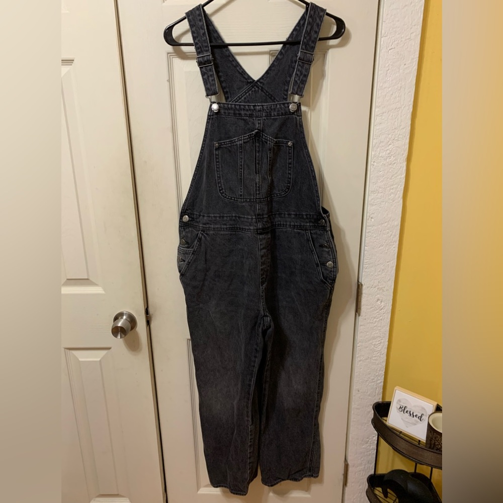 Old Navy grey/black denim overalls
